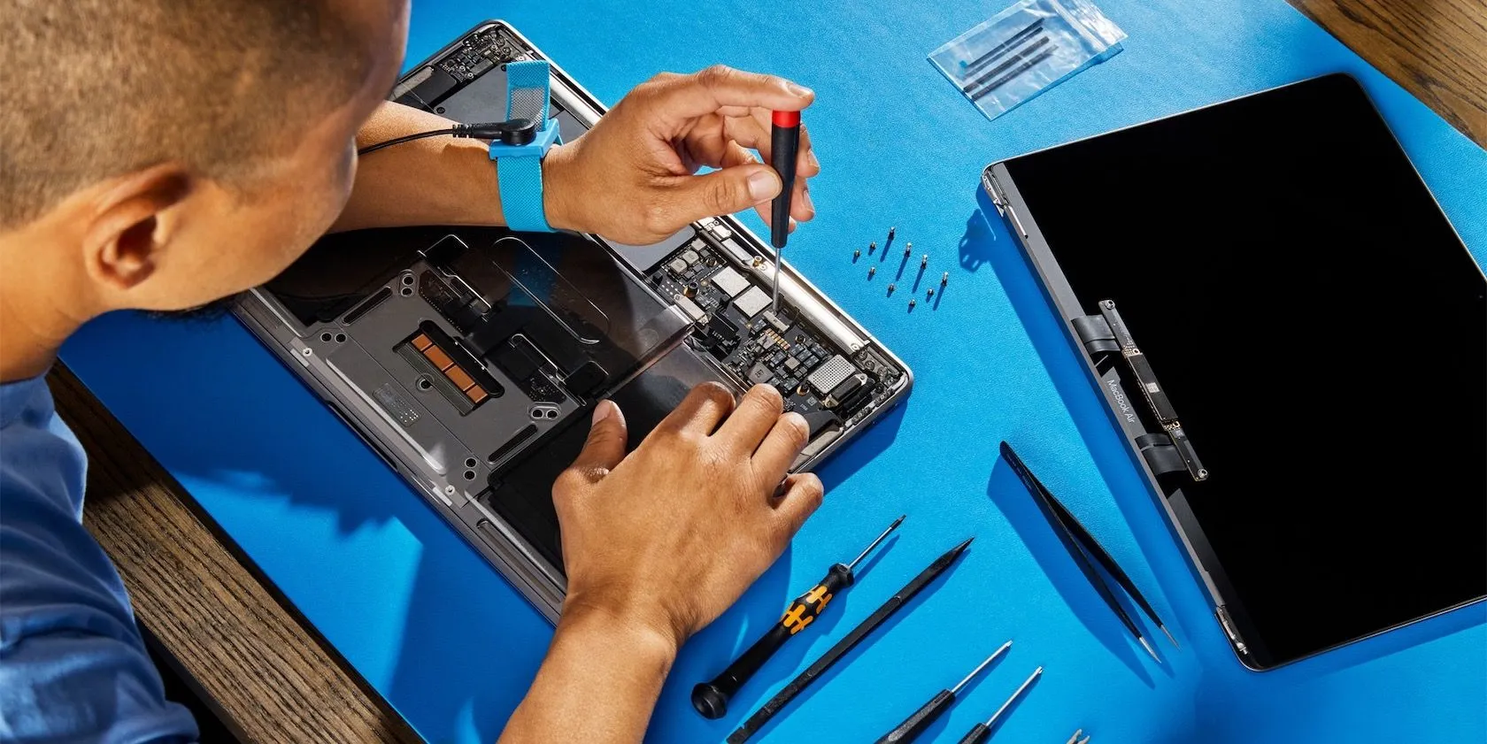 Download iFixit